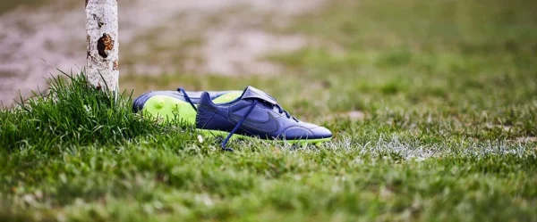 Nike The Premier III FG fußballschuh - schwarzened blau/schwarz/Volt